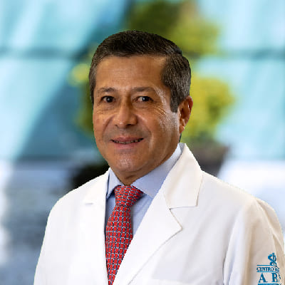 Dr Marco Antonio Chávez Ramírez del Centro Médico ABC, especialista en Anesthesiology