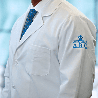 Dr José Halabe Cherem del Centro Médico ABC, especialista en Internal Medicine